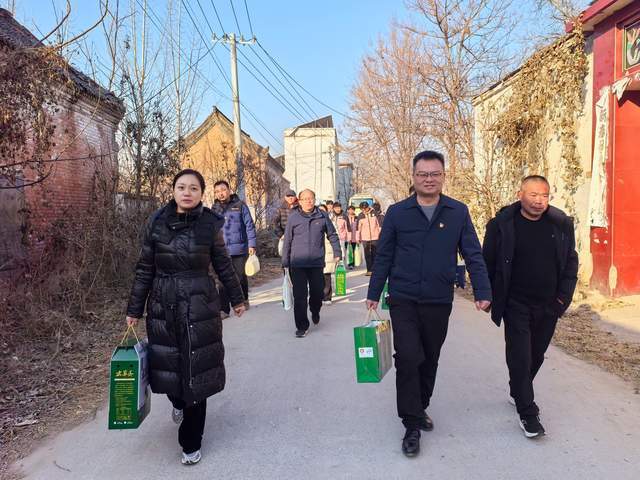 职业学院医药学院党总支开展主题党日活动龙8国际电子游戏娱乐平台河南应用技术(图2)