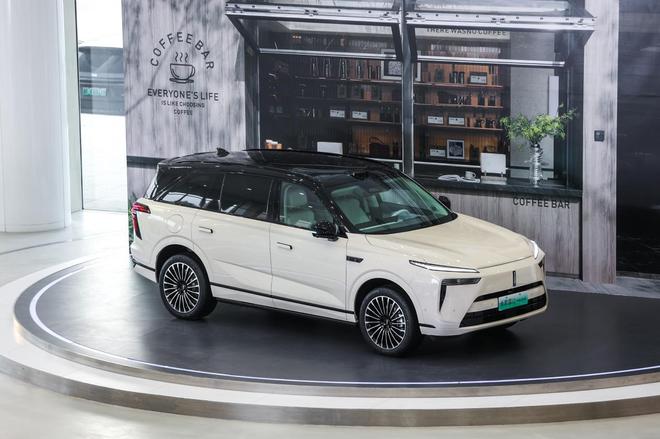 8万起 定义家庭SUV豪华新标杆魏牌全新蓝山智能进阶版限时275(图4)